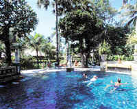 Legian Beach Hotel-11.jpg (72392 バイト)