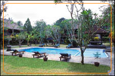 Sri Ratih Cottage-01.jpg (14051 �o�C�g)