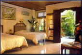 adhi Dharma hotel