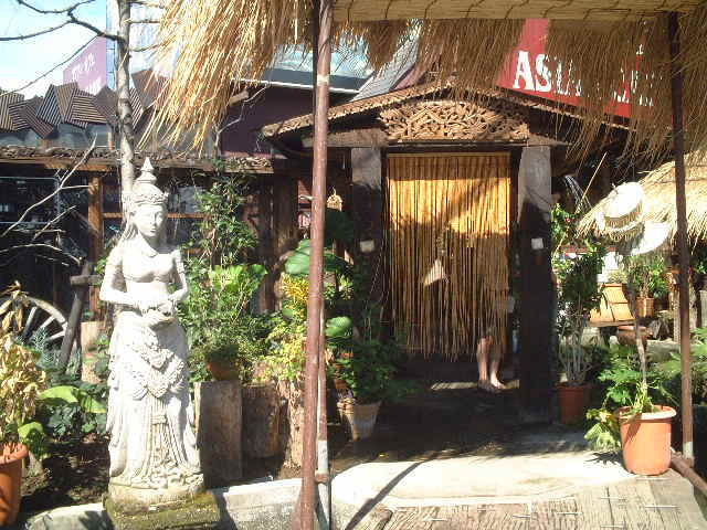 ajiakafe-04.JPG (72300 �o�C�g)