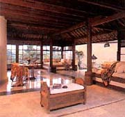 Amandari Resort-06.jpg (16297 �o�C�g)