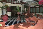 Diwangkara Beach Hotel.jpg (15290 �o�C�g)