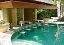 Legian Beach Hotel-03.jpg (11420 バイト)