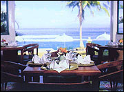 Lotus Bungalow-04.jpg (11088 �o�C�g)