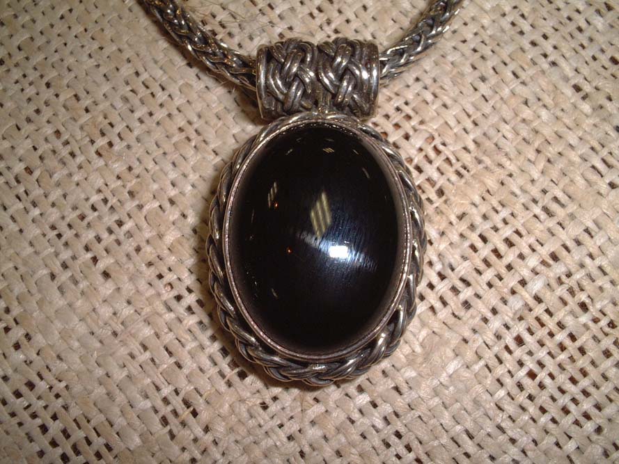 onyx.JPG (117518 �o�C�g)