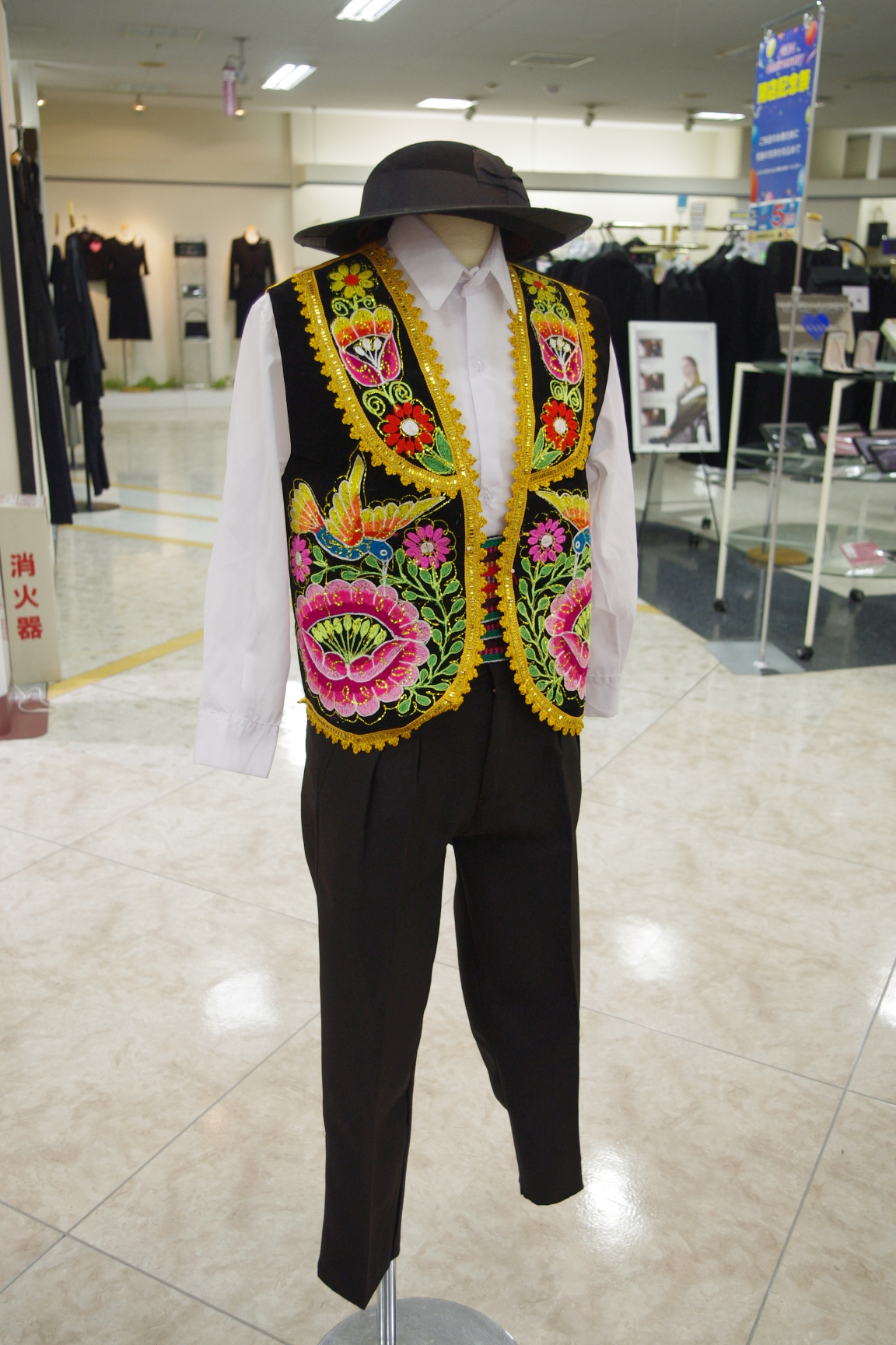 ペルー民族衣装レンタル 6 民族衣装レンタルのファテマ Fatema